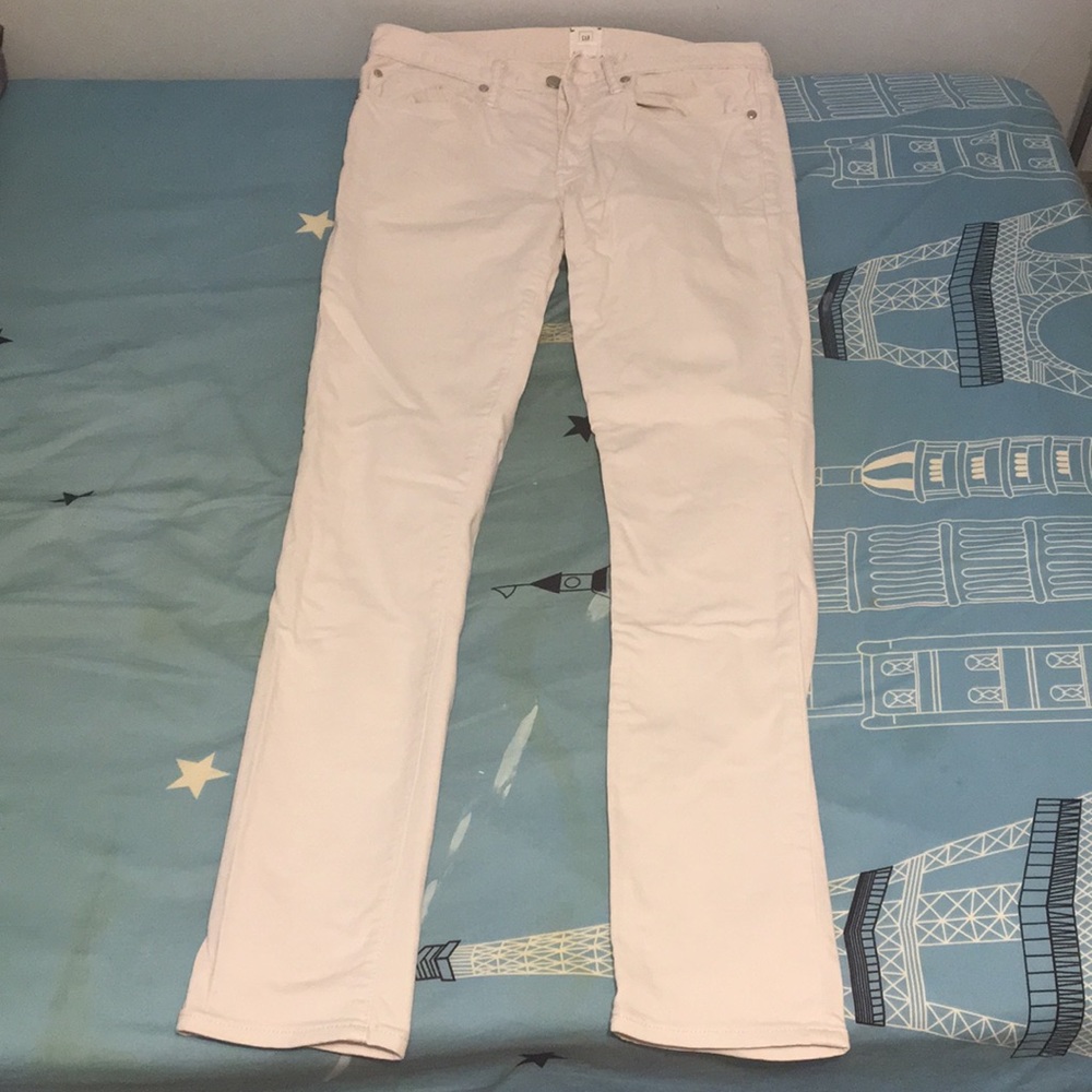 GAP Slim White Jeans